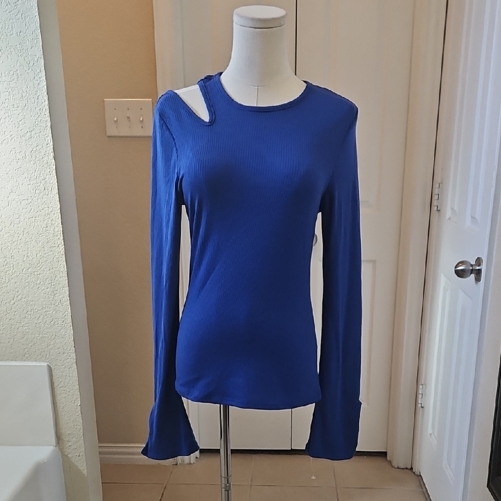 Foundist Elegant Royal Blue Cutout Shoulder Long Sleeve Top Size Large NWT